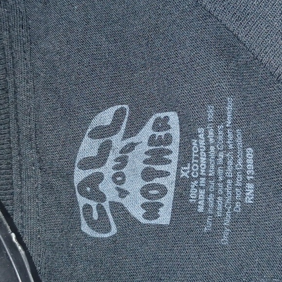 💙🌺Call Your Mom Black T-Shirt with Skeleton Hand Design - Picture 7 of 9